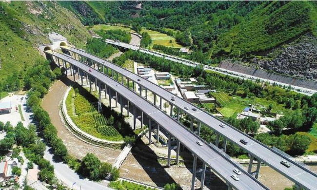 【青海交通】横跨东西 纵贯南北 成就现代综合交通运输